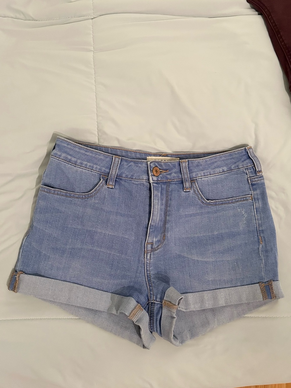 PacSun Light Wash Super Stretch Shortie Rolled Cuff Denim Shorts 27